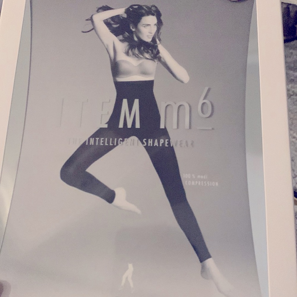ITEM M6 - Shape Leggings Opaque - Picture 9 of 15